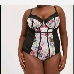 Torrid Bodysuit  Plus Size 6x/30 Sexy Lingerie Floral Sexy